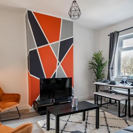 Hopetown Apartment-Modern 2 Bed With Free Parking Нормантон Экстерьер фото
