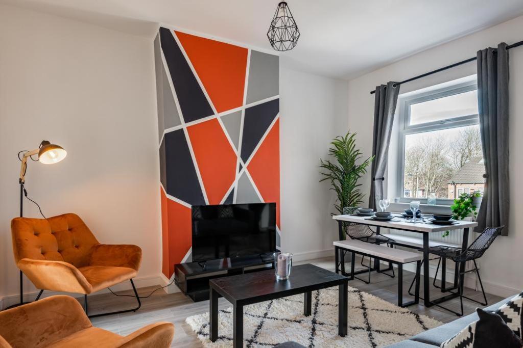 Hopetown Apartment-Modern 2 Bed With Free Parking Нормантон Экстерьер фото