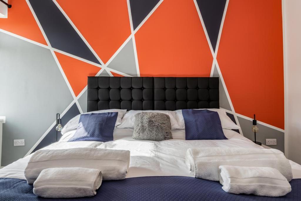 Hopetown Apartment-Modern 2 Bed With Free Parking Нормантон Экстерьер фото